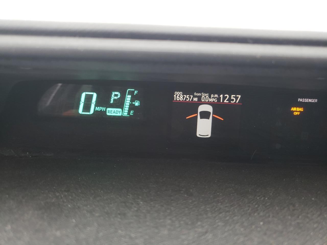 2013 Toyota Prius - Image 9