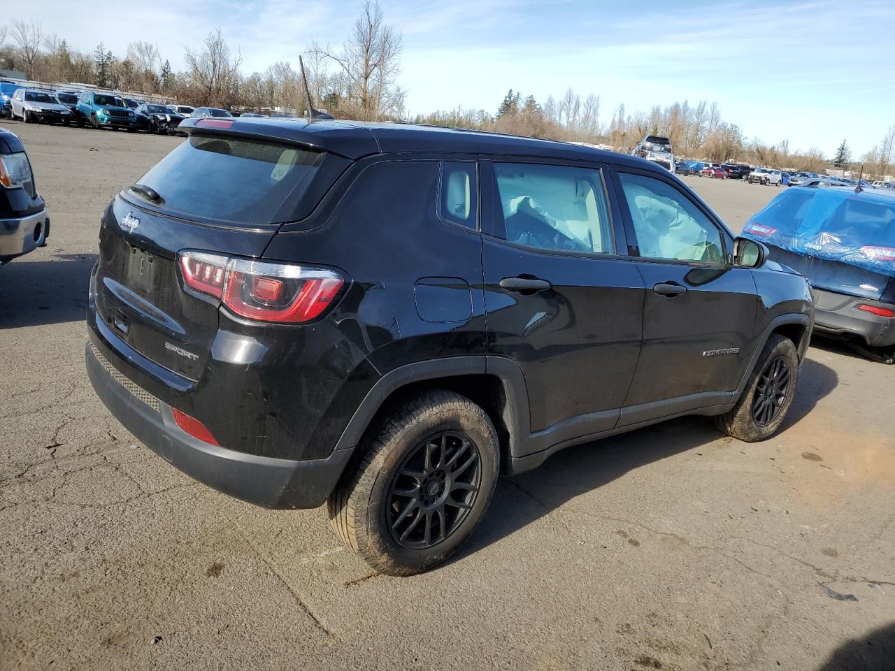 2019 Jeep Compass - Image 3