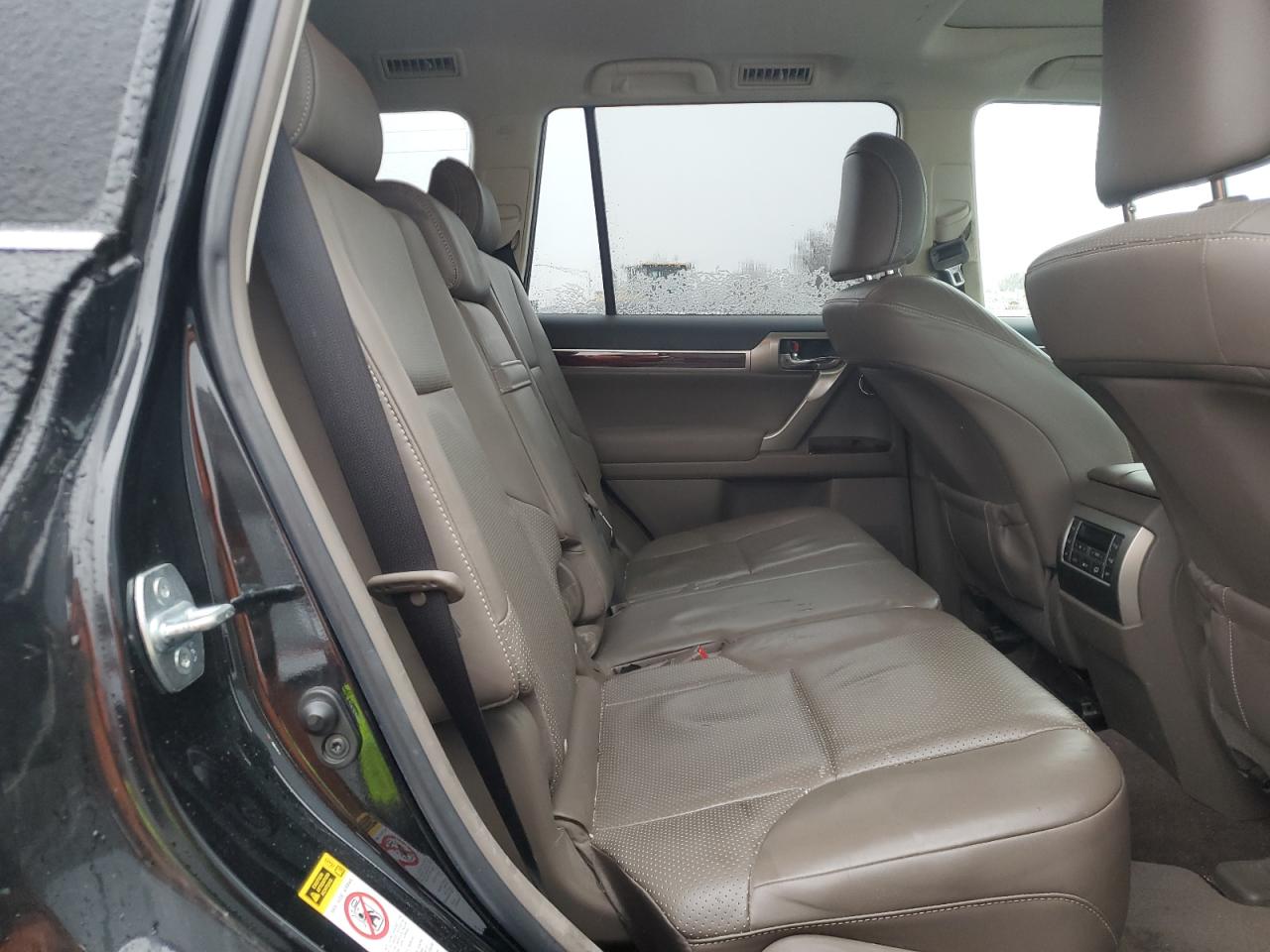 2010 Lexus GX - Image 11