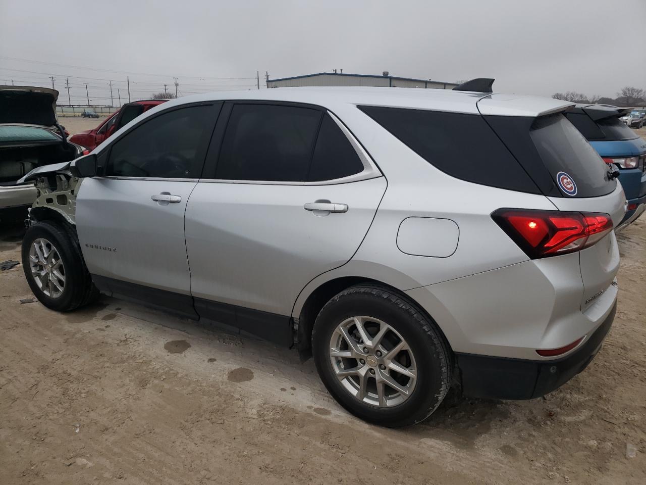 2022 Chevrolet Equinox - Image 2