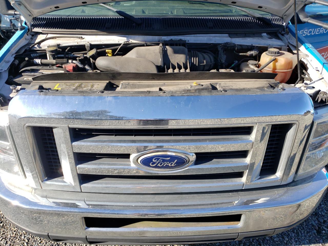 2015 Ford Econoline - Image 11