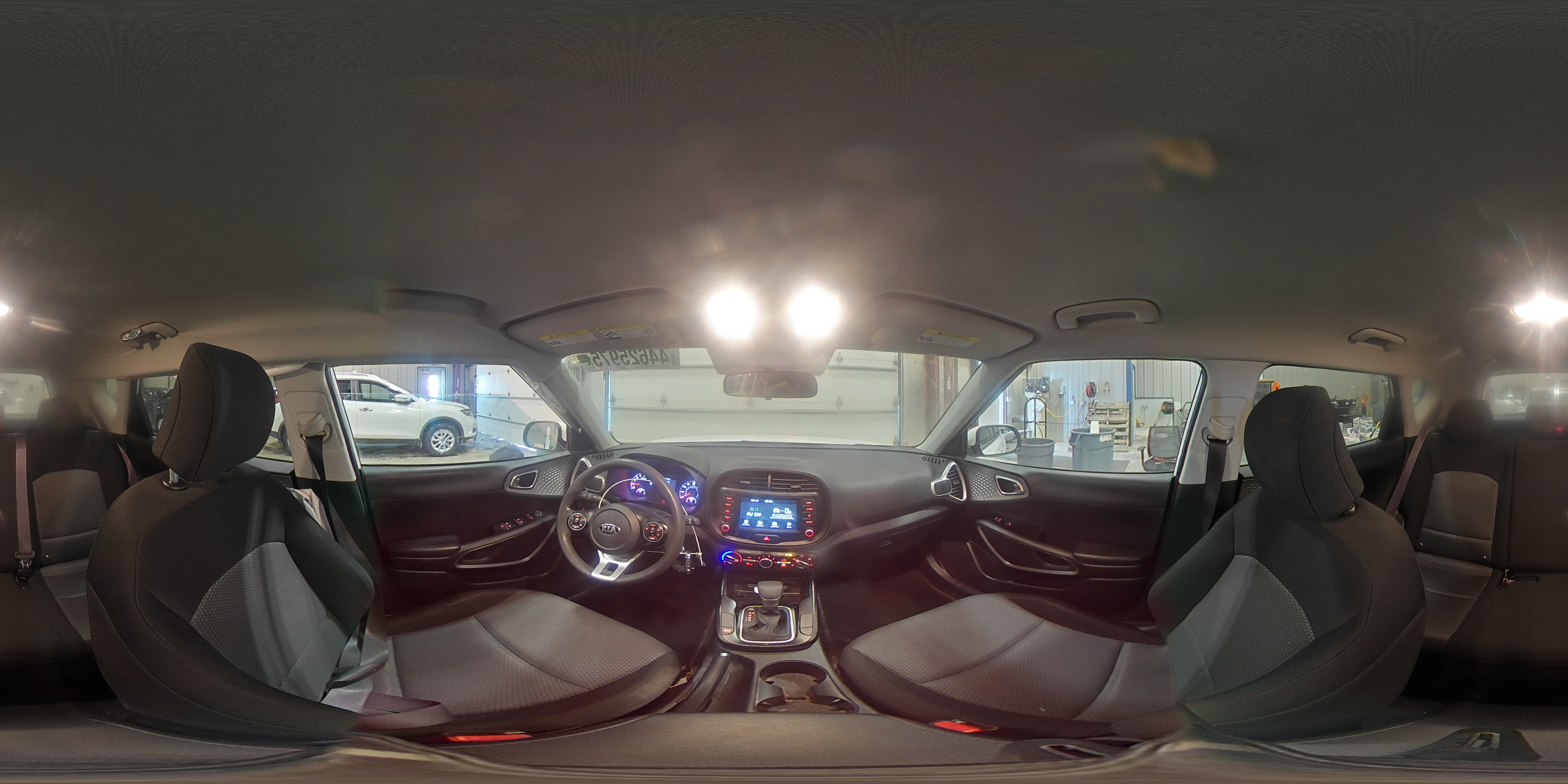 2021 Kia Soul - Image 13
