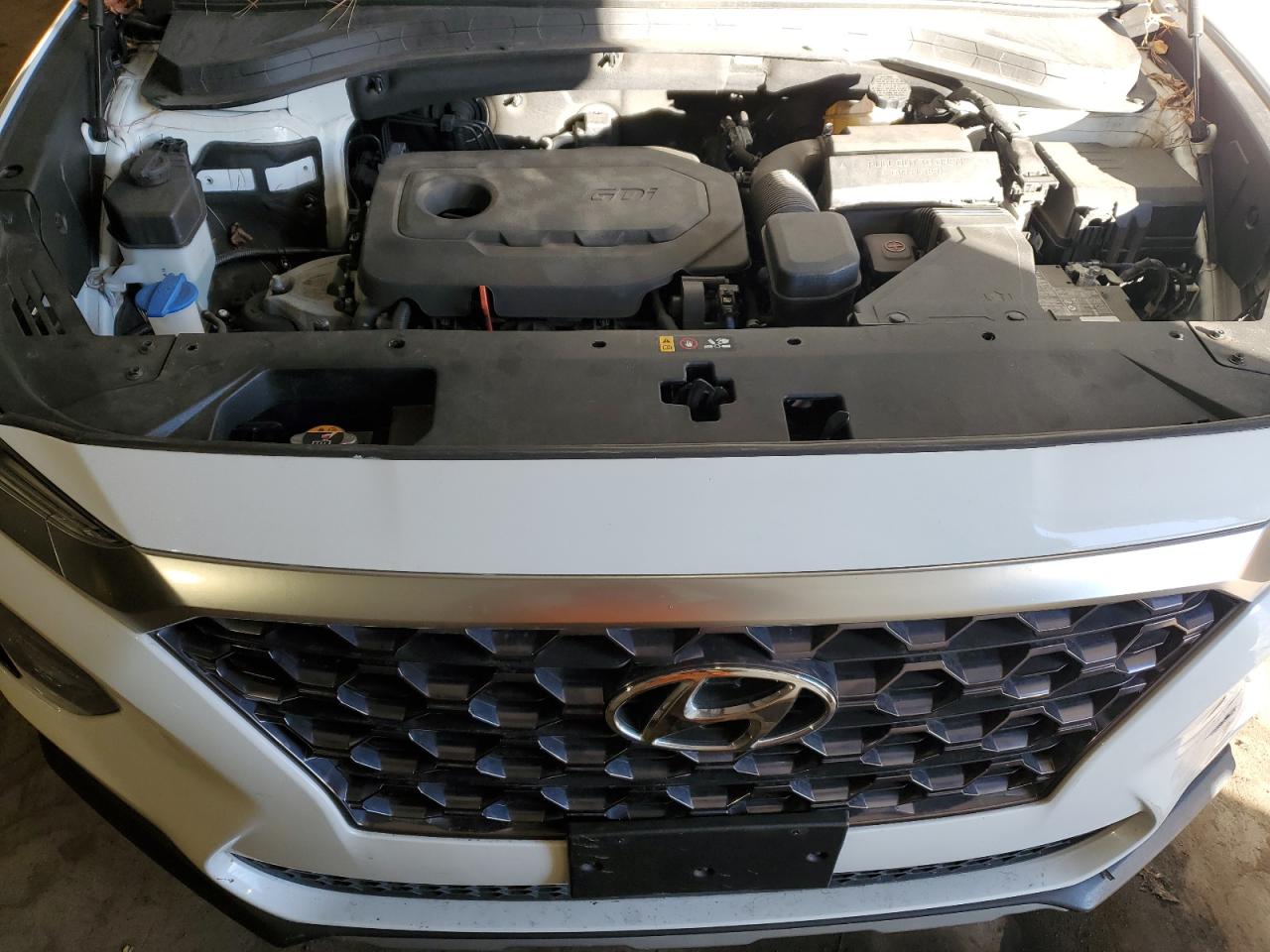 2020 Hyundai Santa Fe - Image 11