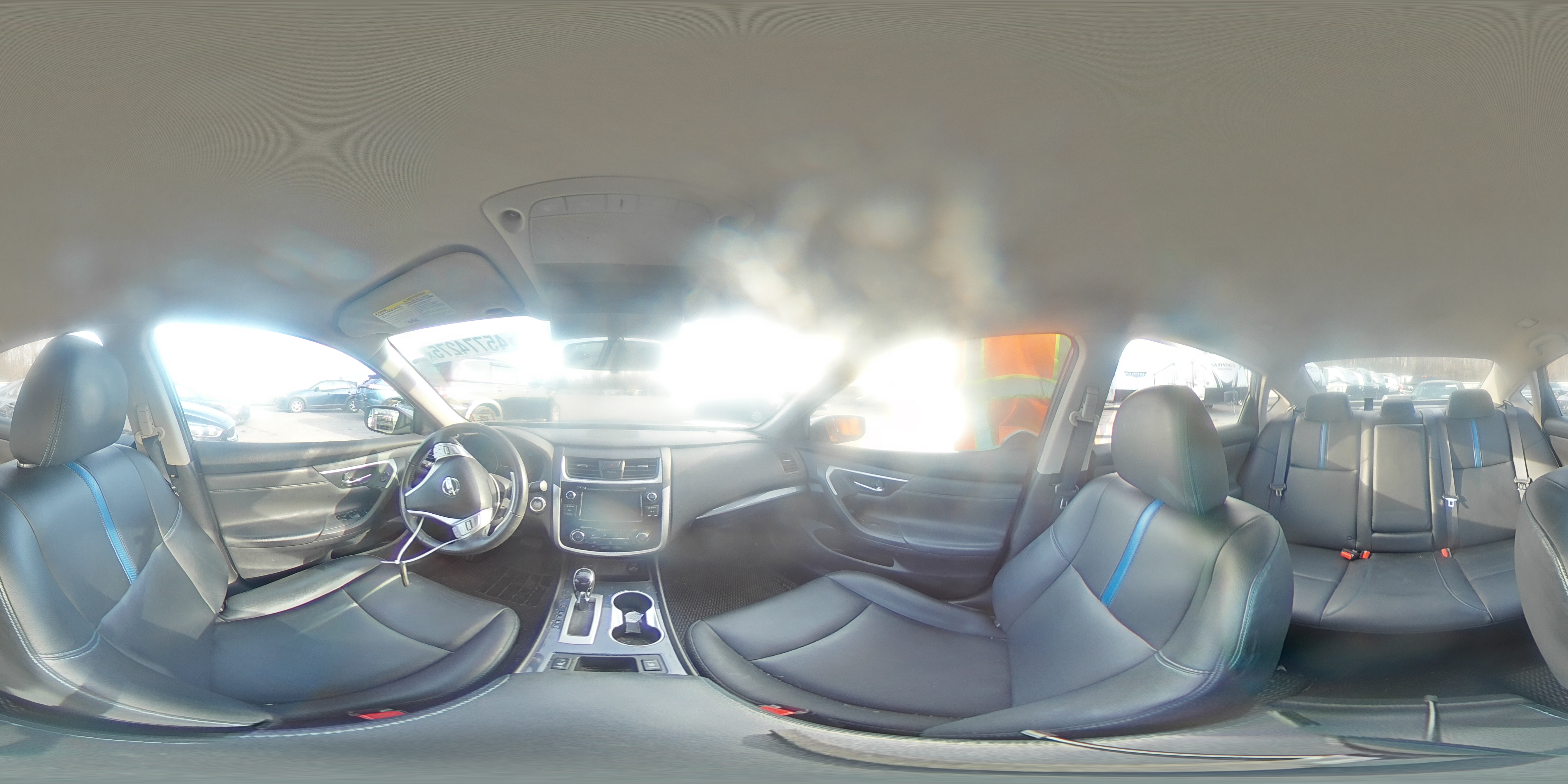 2018 Nissan Altima - Image 13