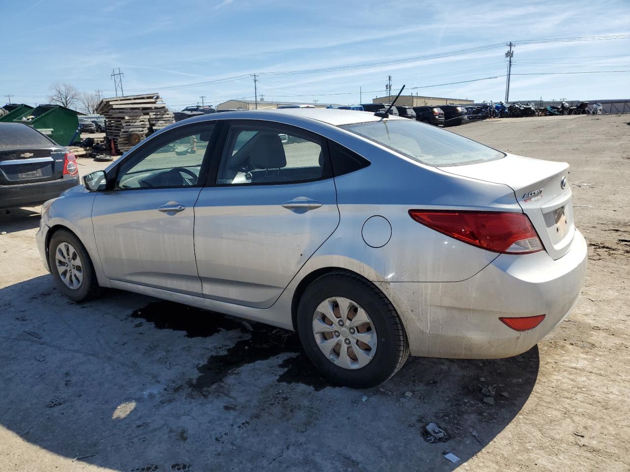 2015 Hyundai Accent - Image 2