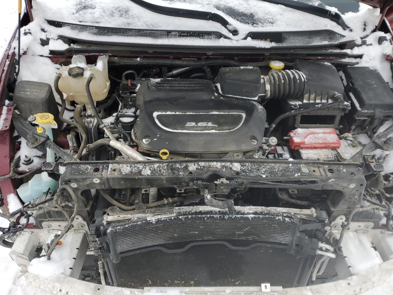 2018 Chrysler Pacifica - Image 12