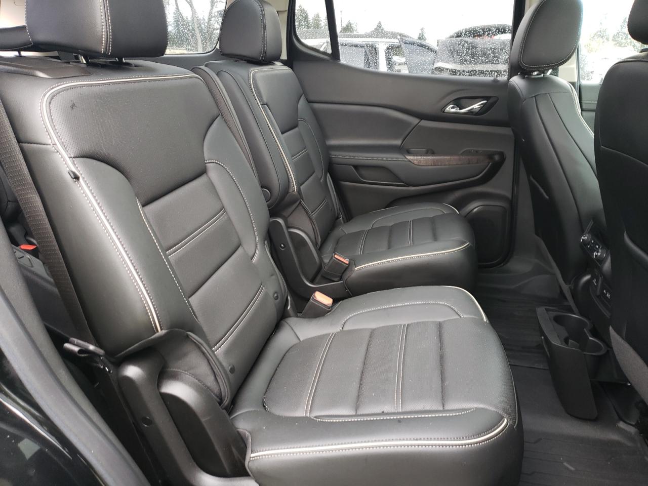 2021 GMC Acadia - Image 11