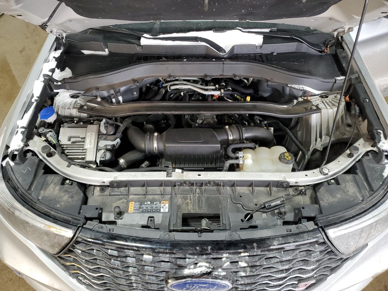 2021 Ford Explorer - Image 12
