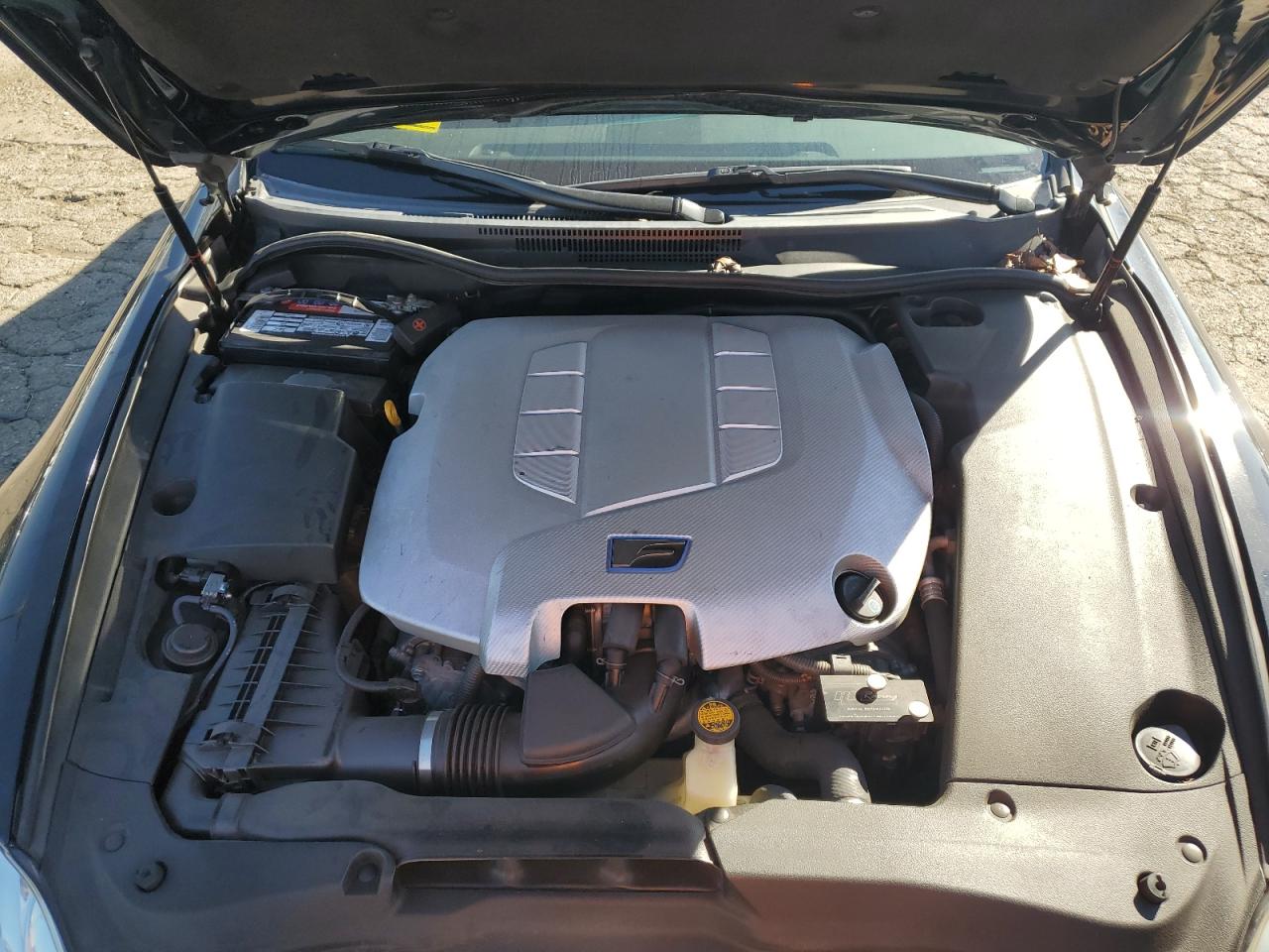 2010 Lexus IS - Image 11
