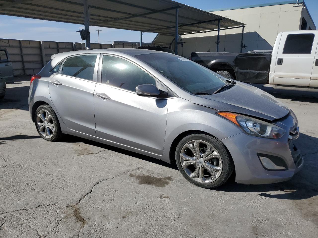 2013 Hyundai Elantra - Image 4