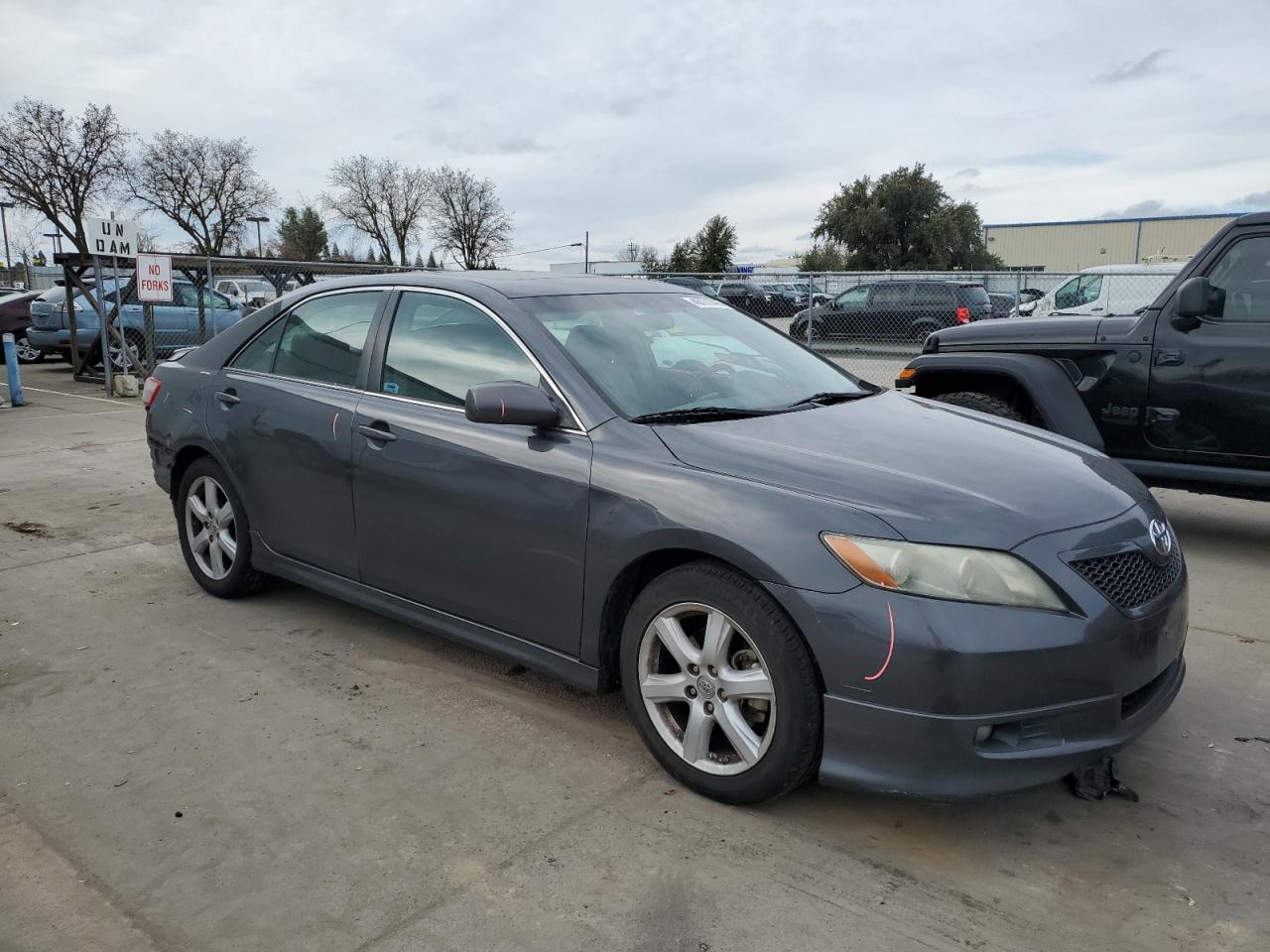 2009 Toyota Camry - Image 4