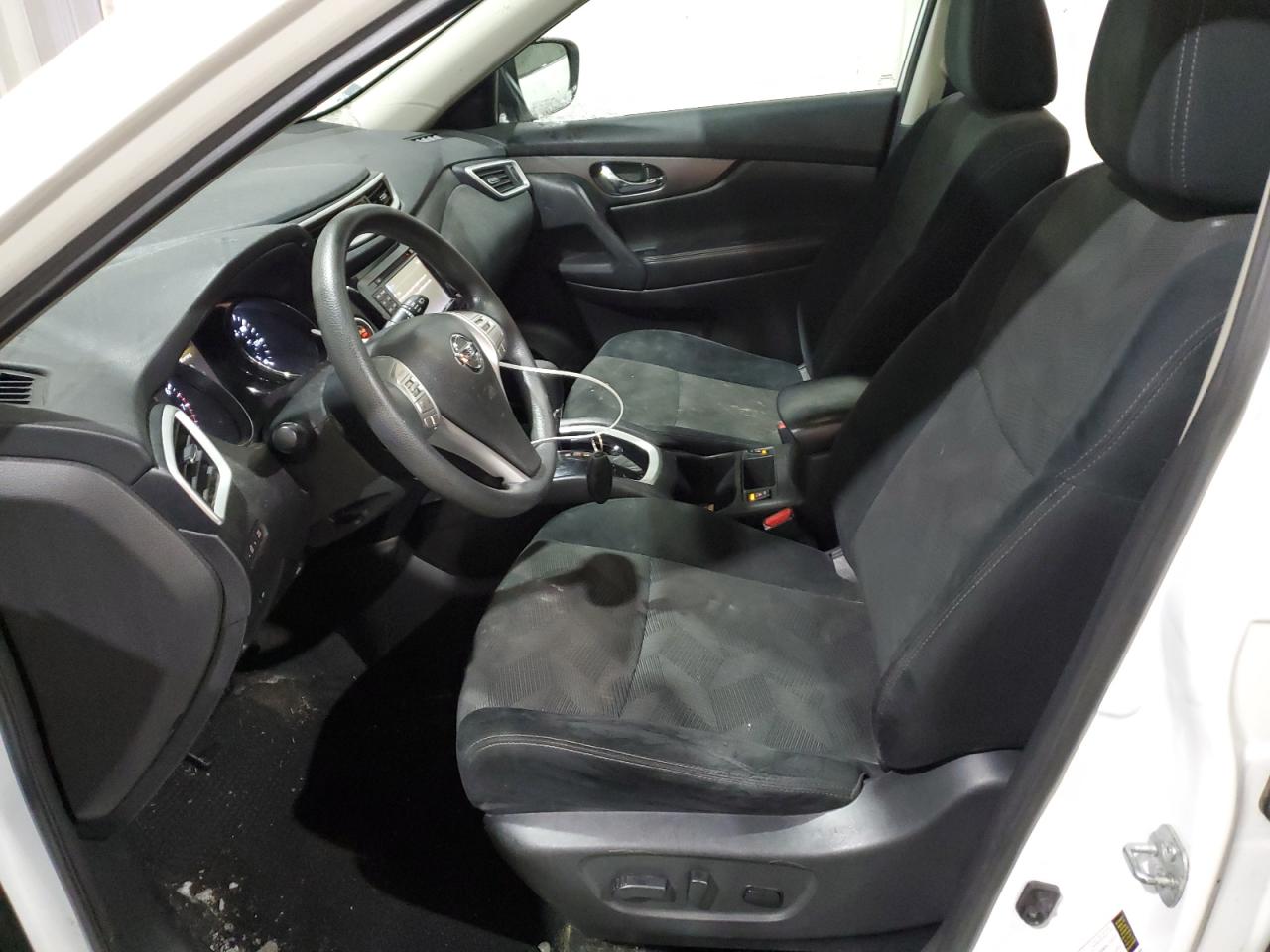 2015 Nissan Rogue - Image 7