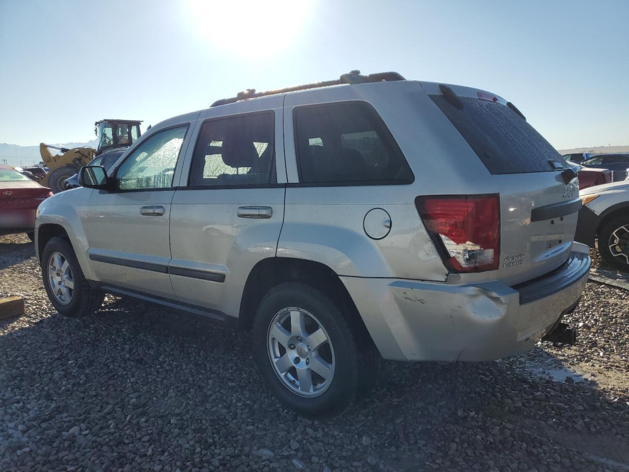 2009 Jeep Grand Cherokee - Image 2