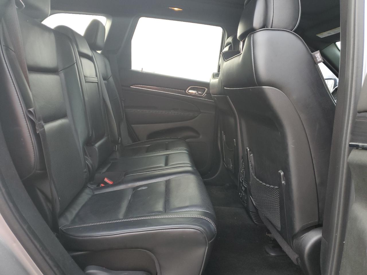 2015 Jeep Grand Cherokee - Image 11