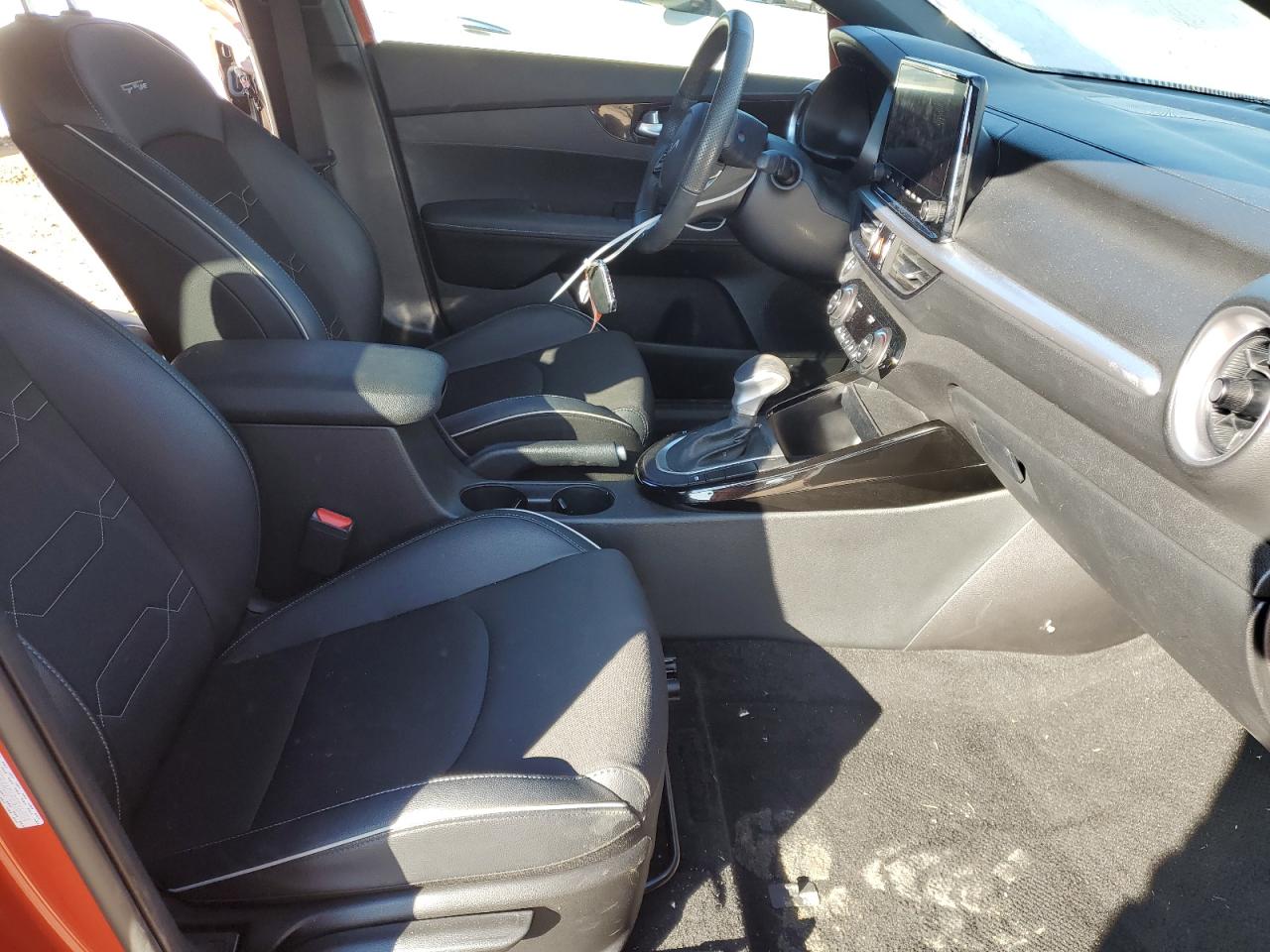 2023 Kia Forte - Image 7