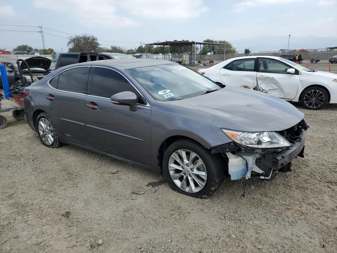 2014 Lexus ES - Image 4