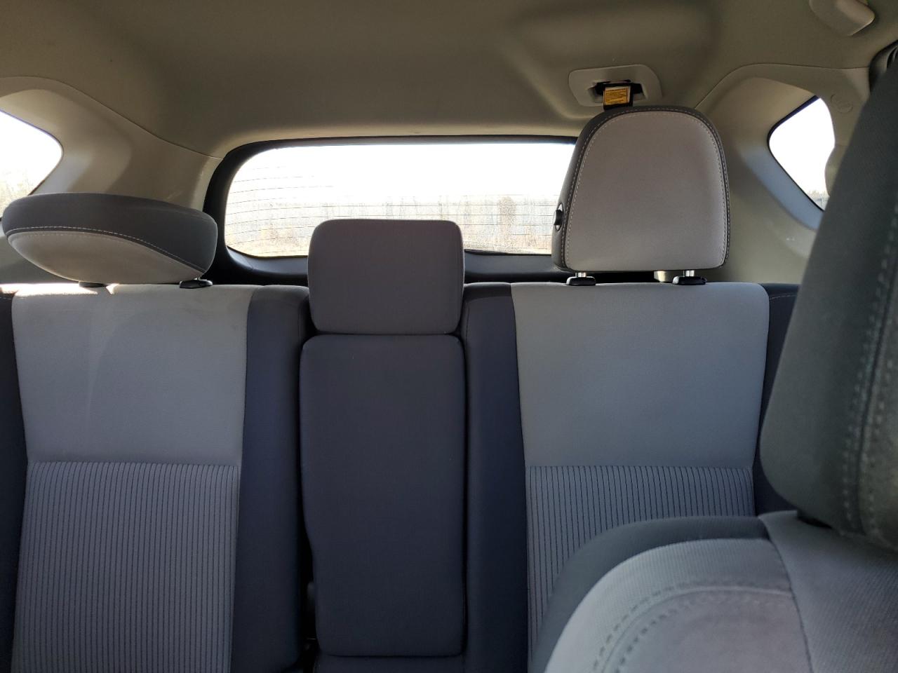 2013 Toyota RAV 4 - Image 10