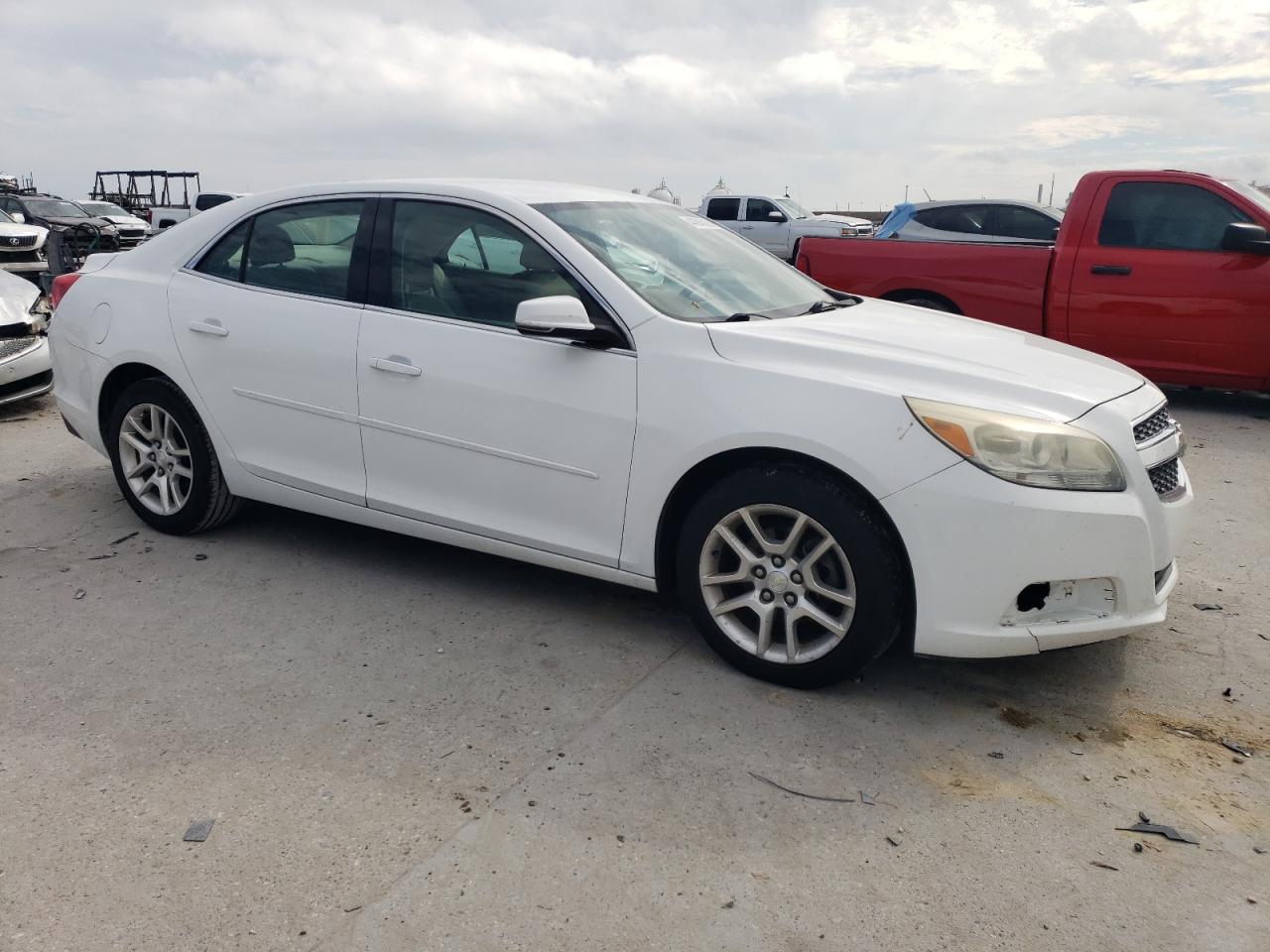 2013 Chevrolet Malibu - Image 4