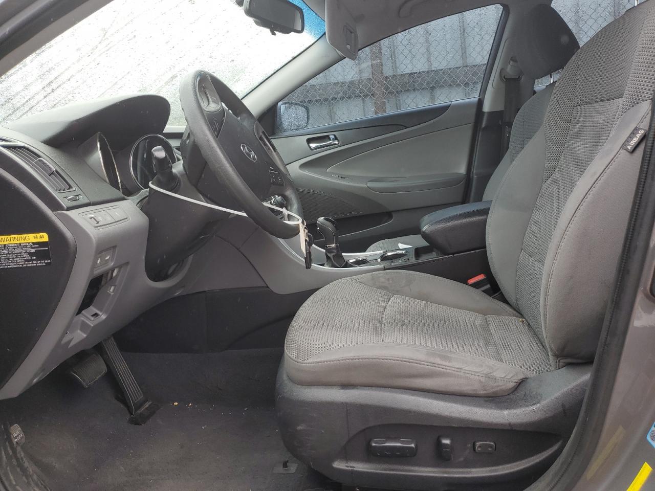 2013 Hyundai Sonata - Image 7