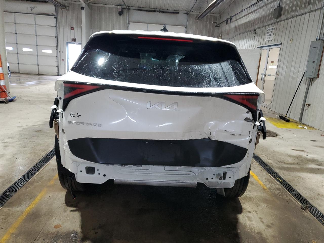 2023 Kia Sportage - Image 6