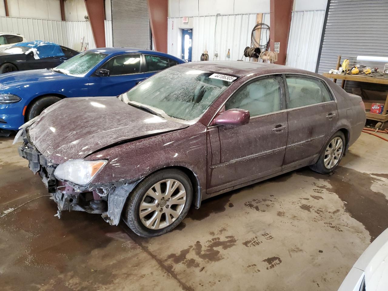 2008 Toyota Avalon - Image 1