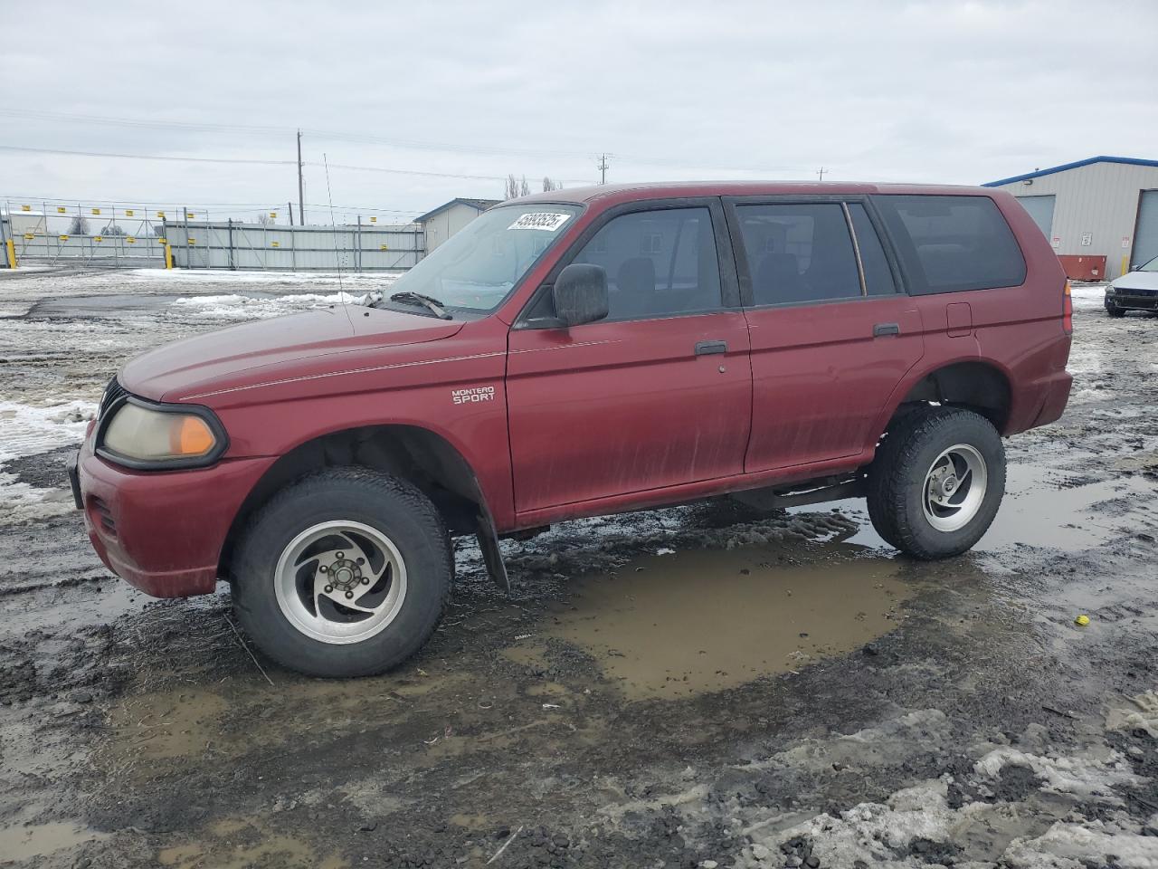 2001 Mitsubishi Montero - Image 1