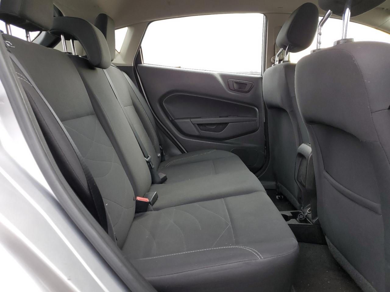 2018 Ford Fiesta - Image 10