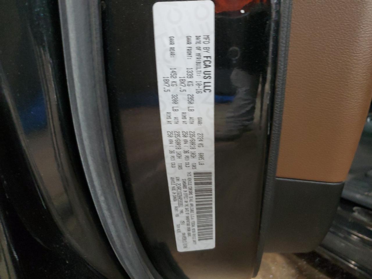 2017 Chrysler Pacifica - Image 13