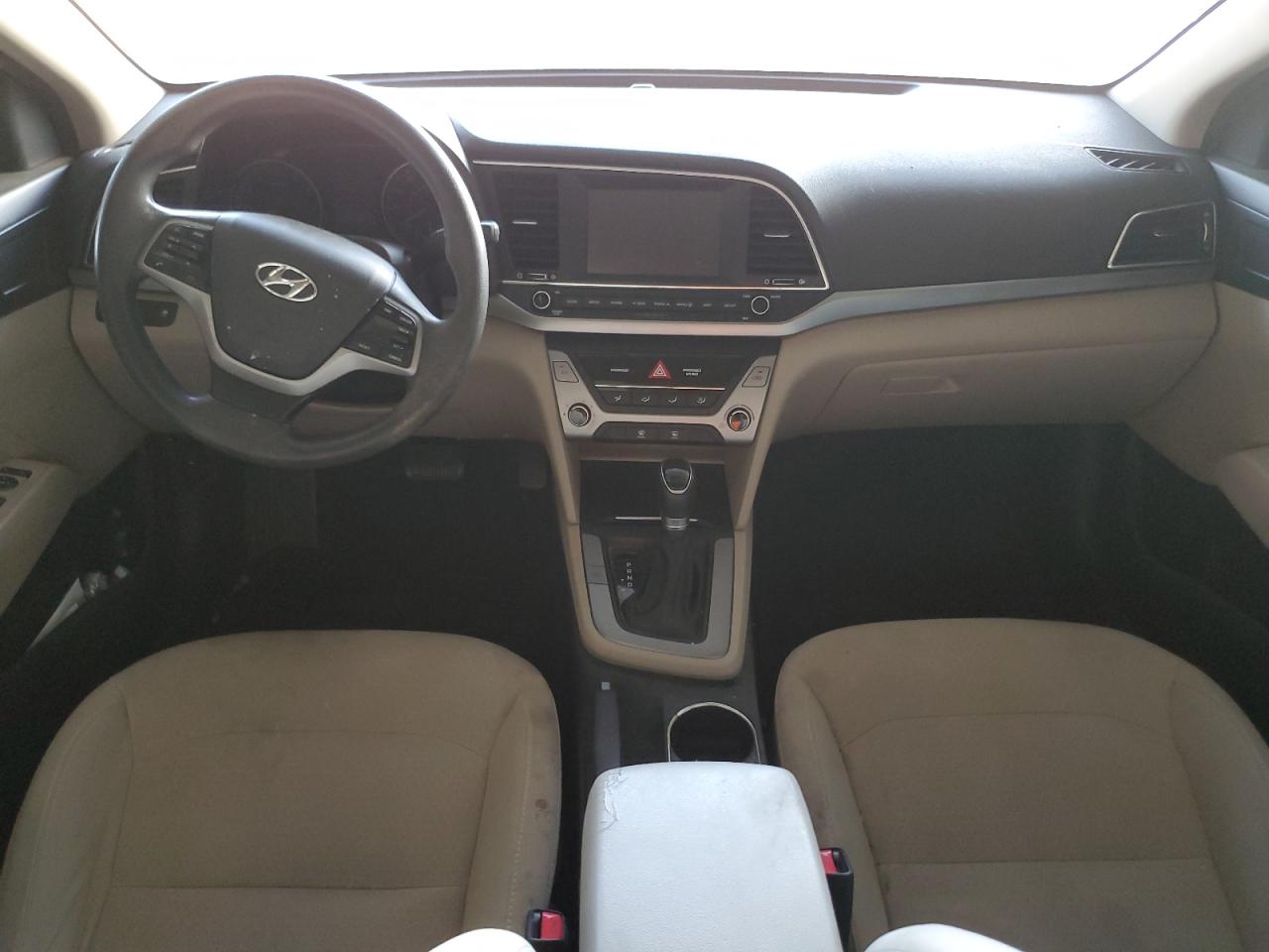 2017 Hyundai Elantra - Image 8