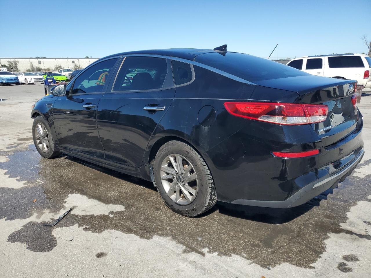 2019 Kia Optima - Image 2