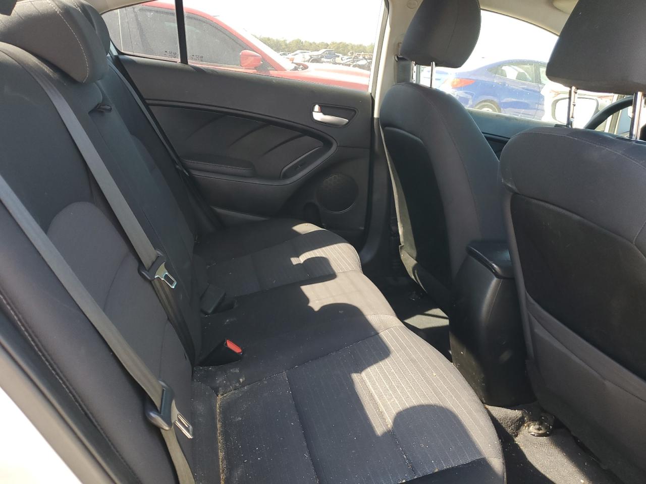 2018 Kia Forte - Image 10