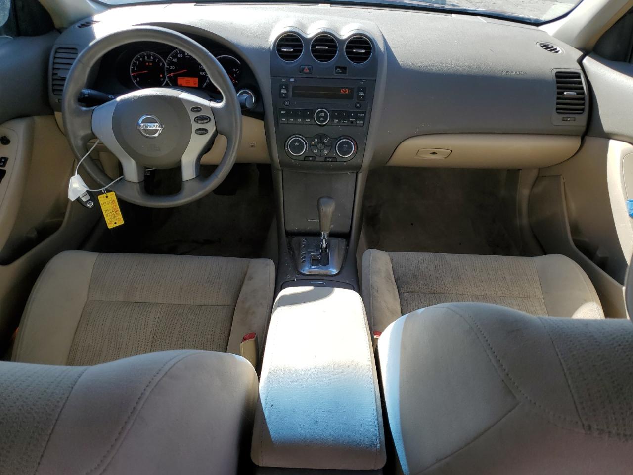 2010 Nissan Altima - Image 8