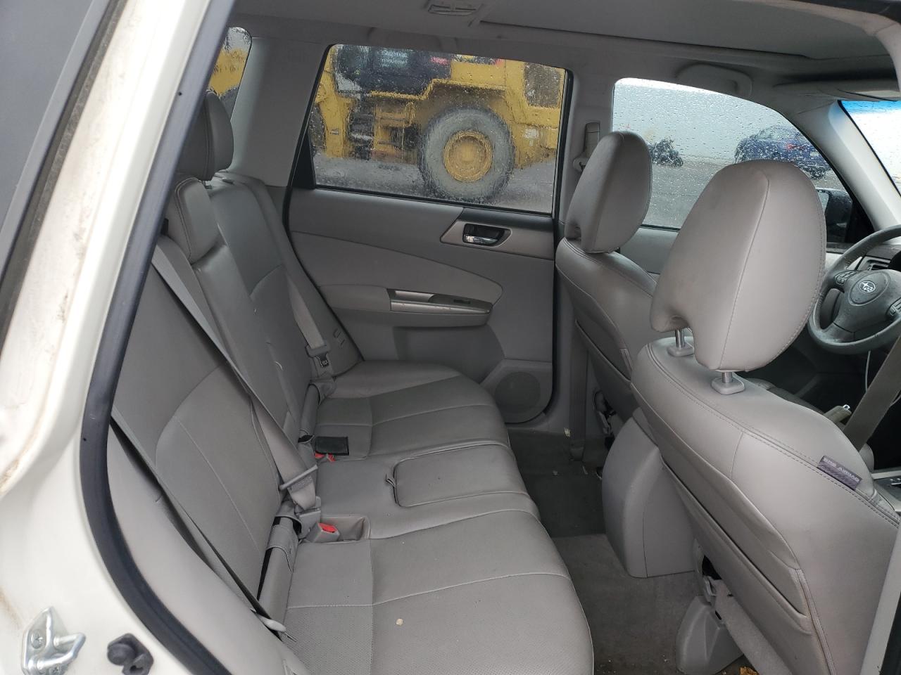 2009 Subaru Forester - Image 10