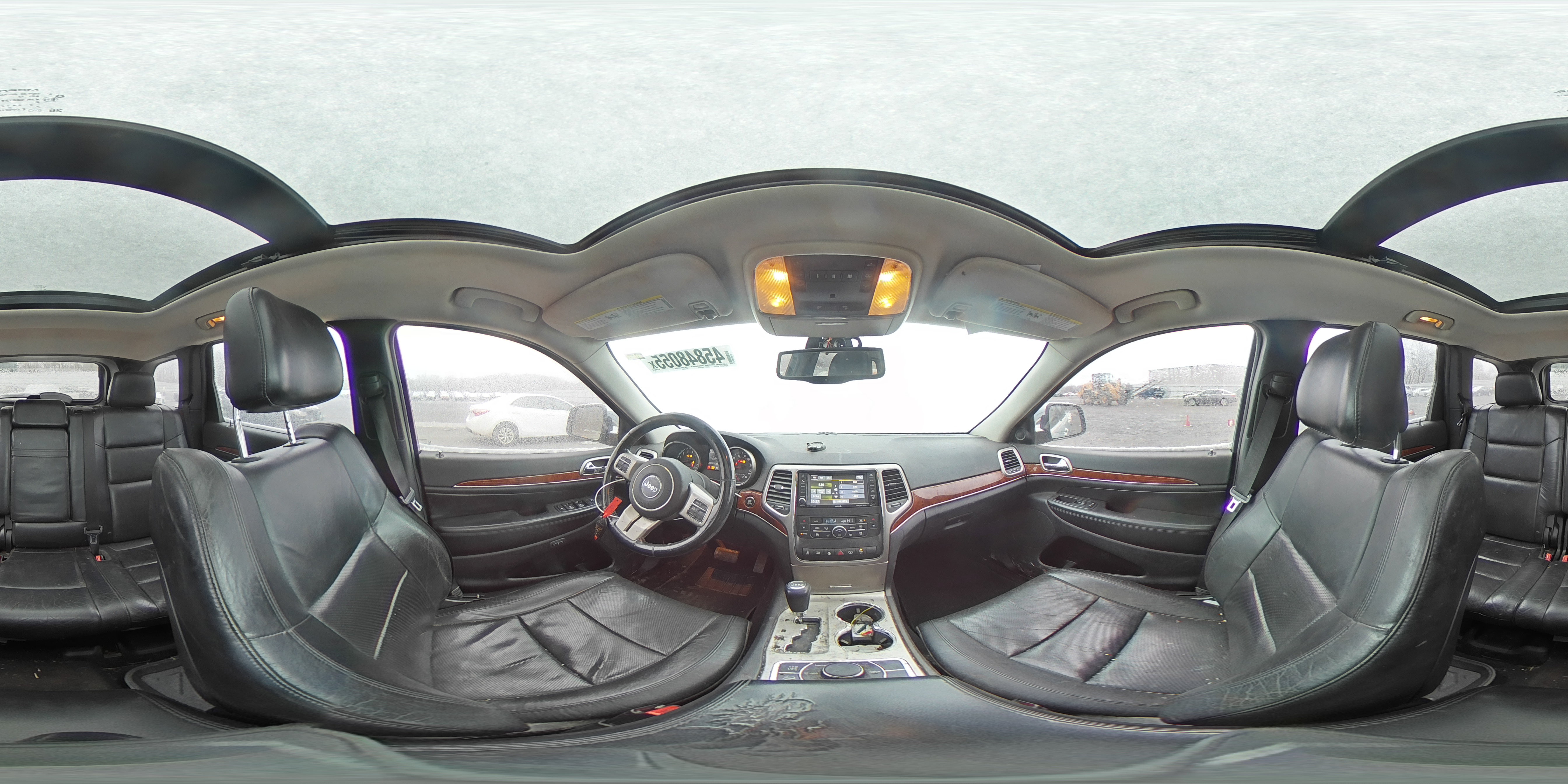 2013 Jeep Grand Cherokee - Image 13