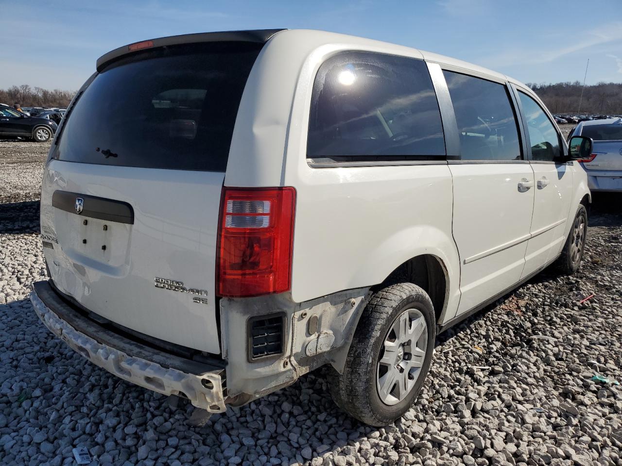 2009 Dodge Caravan - Image 3