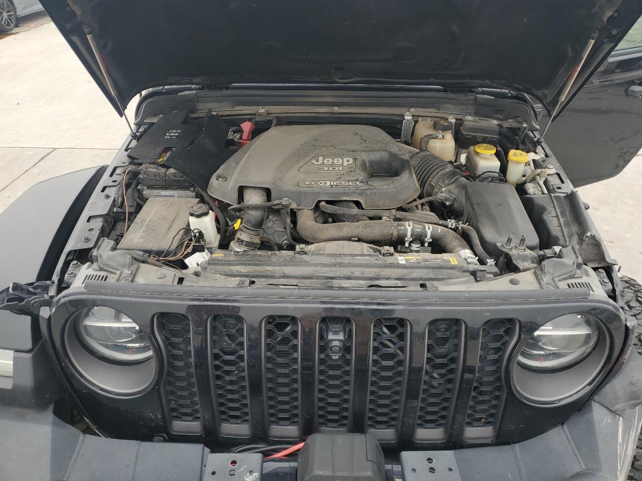2021 Jeep Wrangler - Image 12