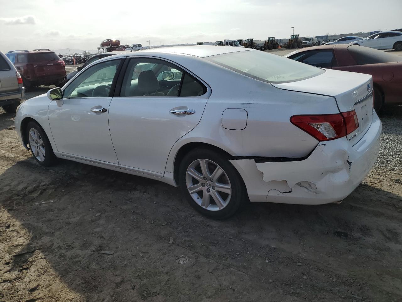 2009 Lexus ES - Image 2