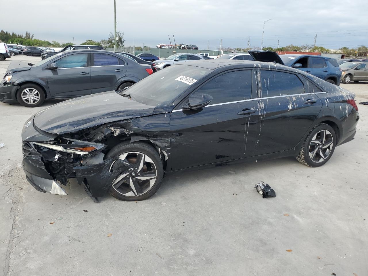 2022 Hyundai Elantra - Image 1