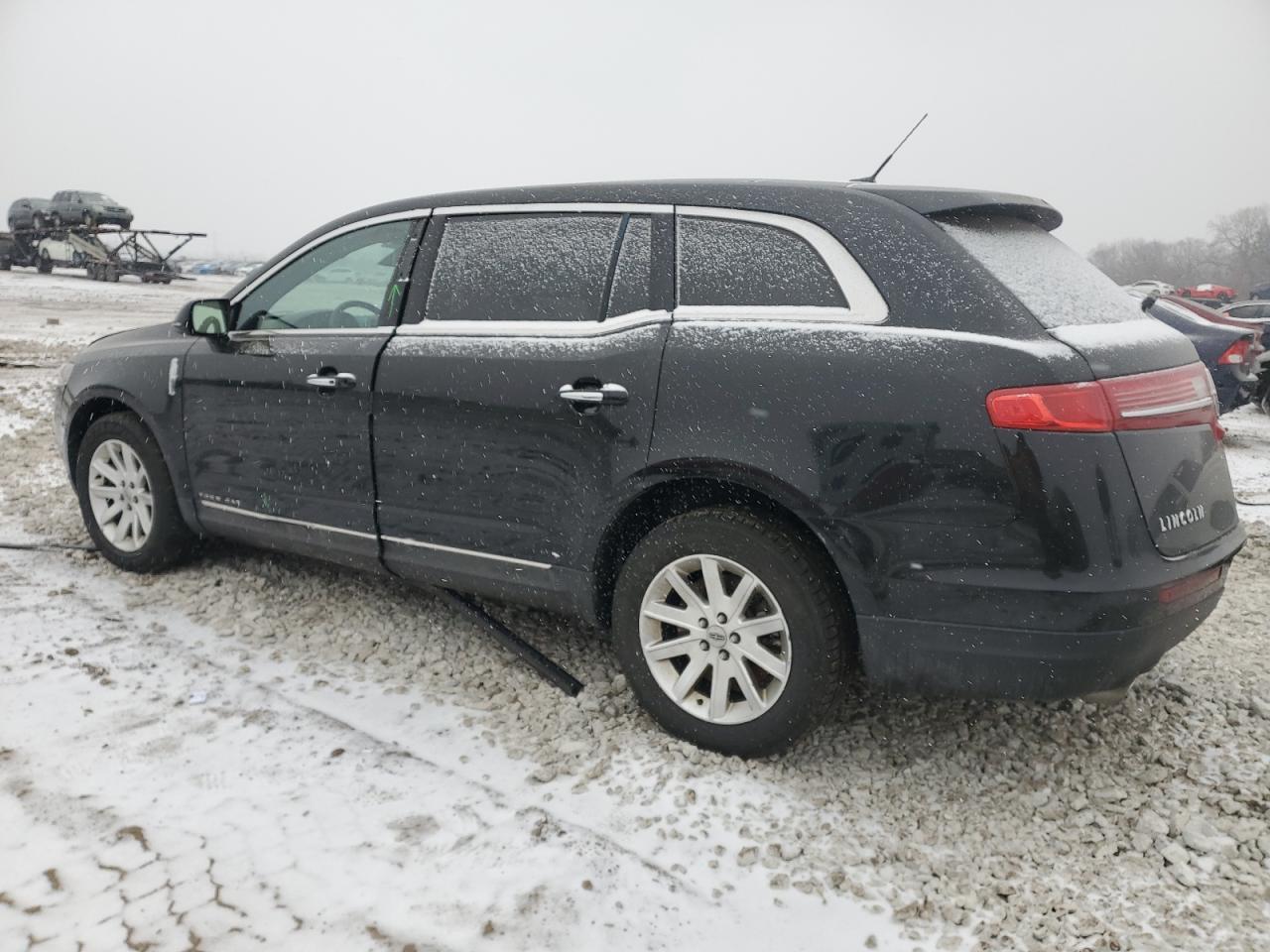 2017 Lincoln MKT - Image 2
