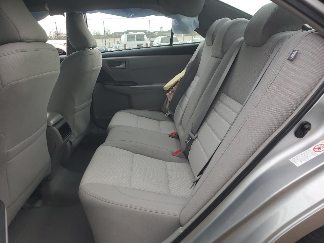 2015 Toyota Camry - Image 10