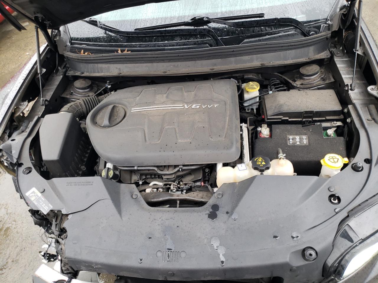 2019 Jeep Grand Cherokee - Image 12