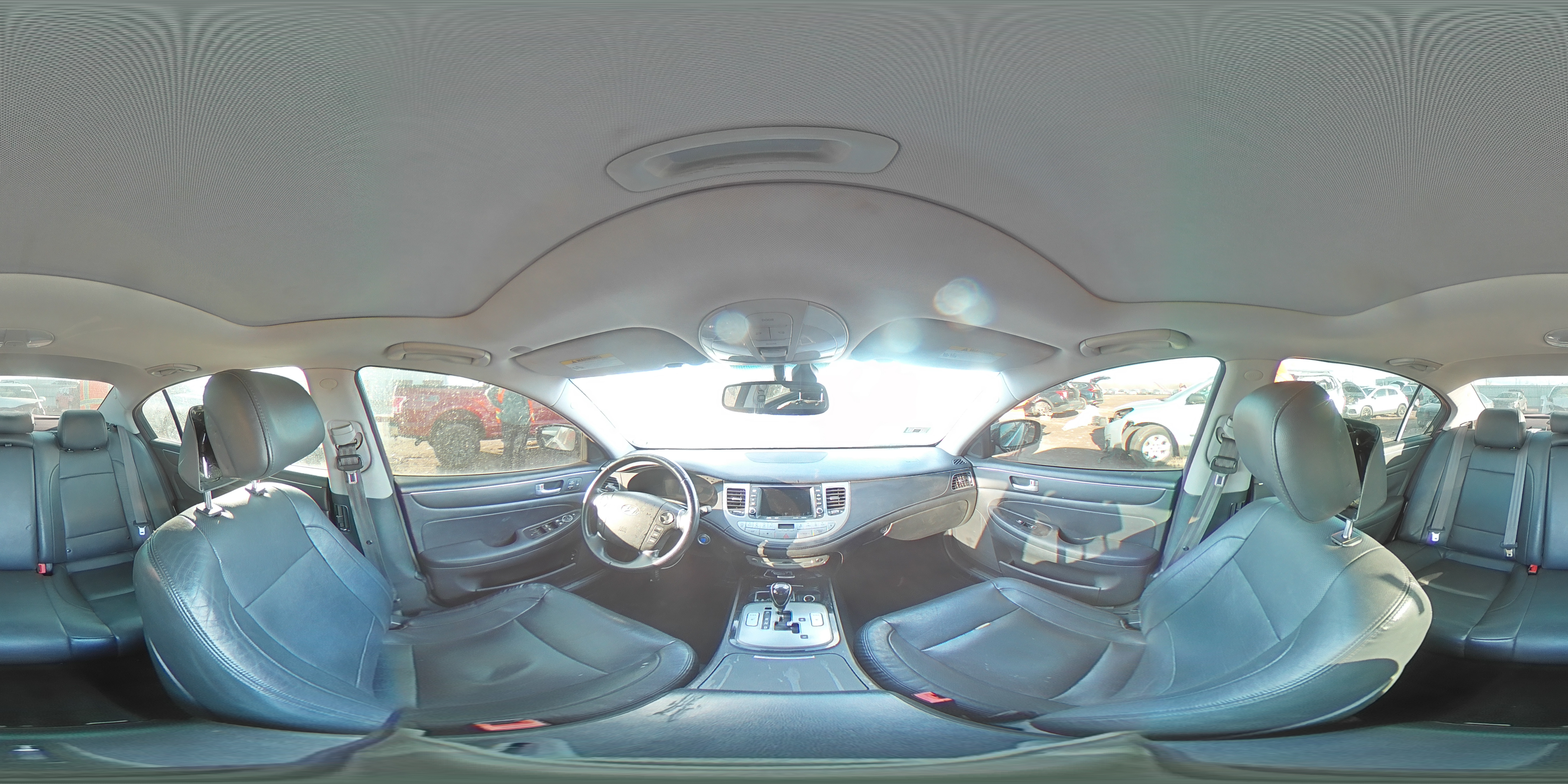 2013 Hyundai Genesis - Image 14