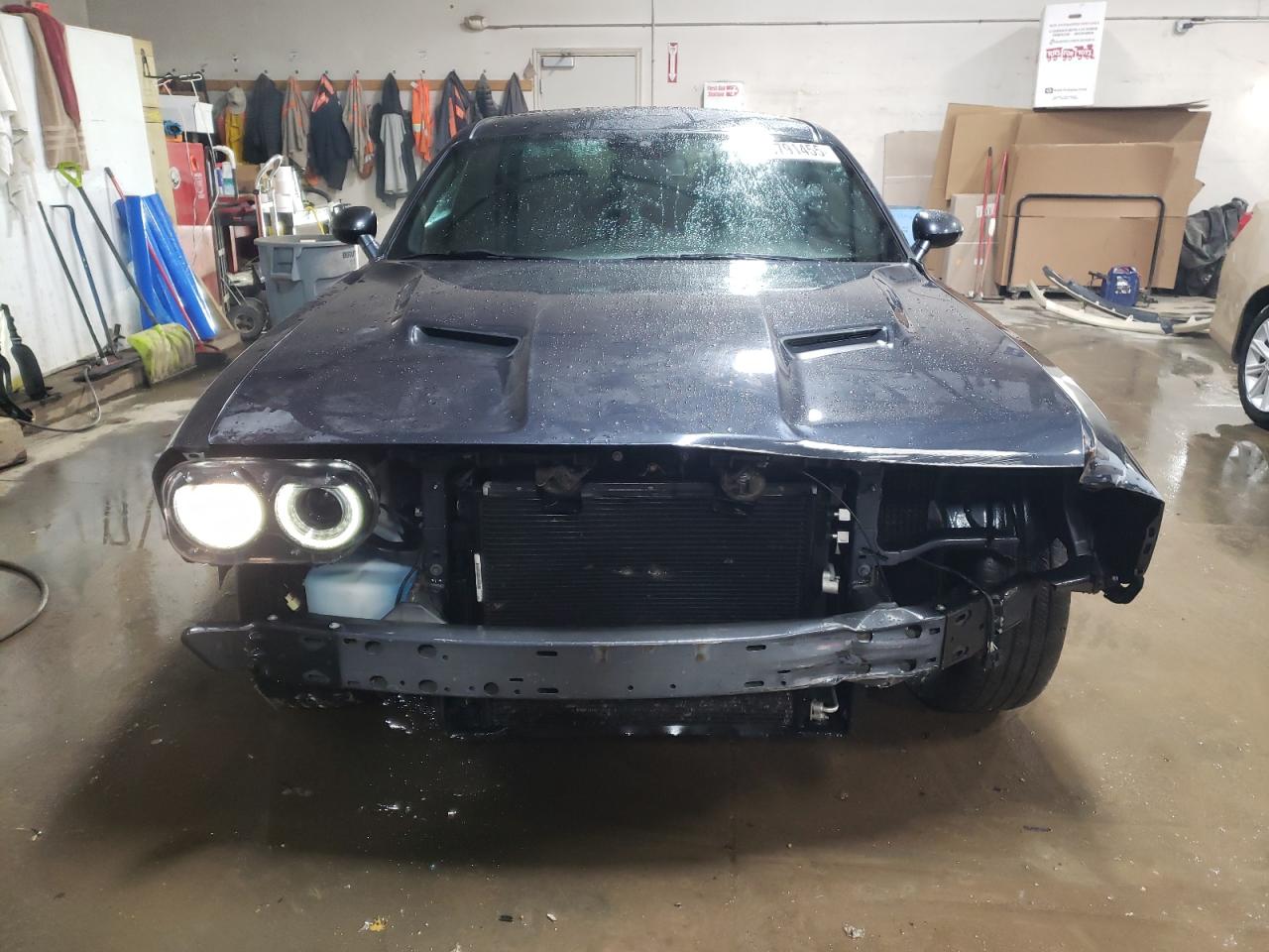 2019 Dodge Challenger - Image 5