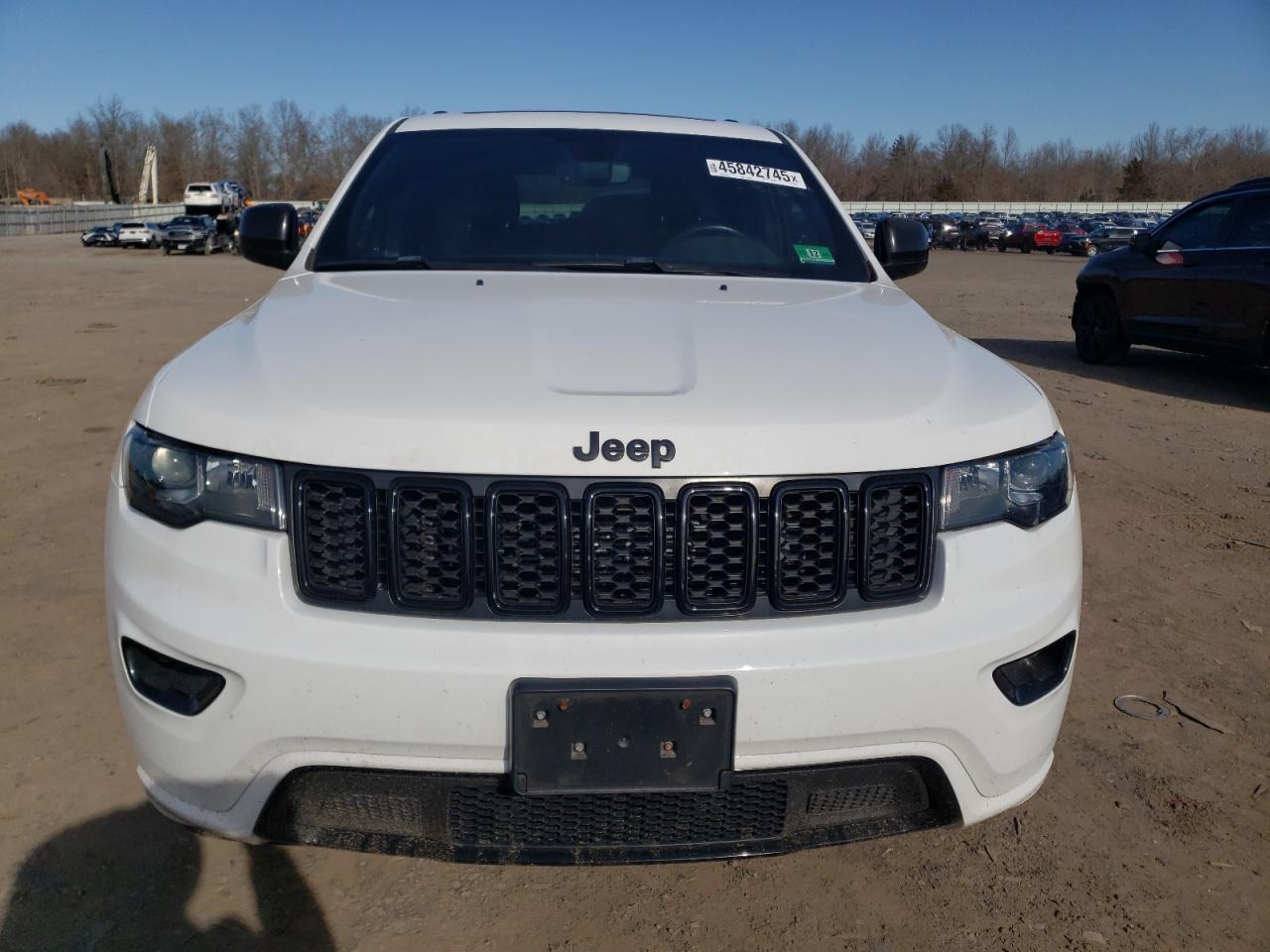 2019 Jeep Grand Cherokee - Image 5