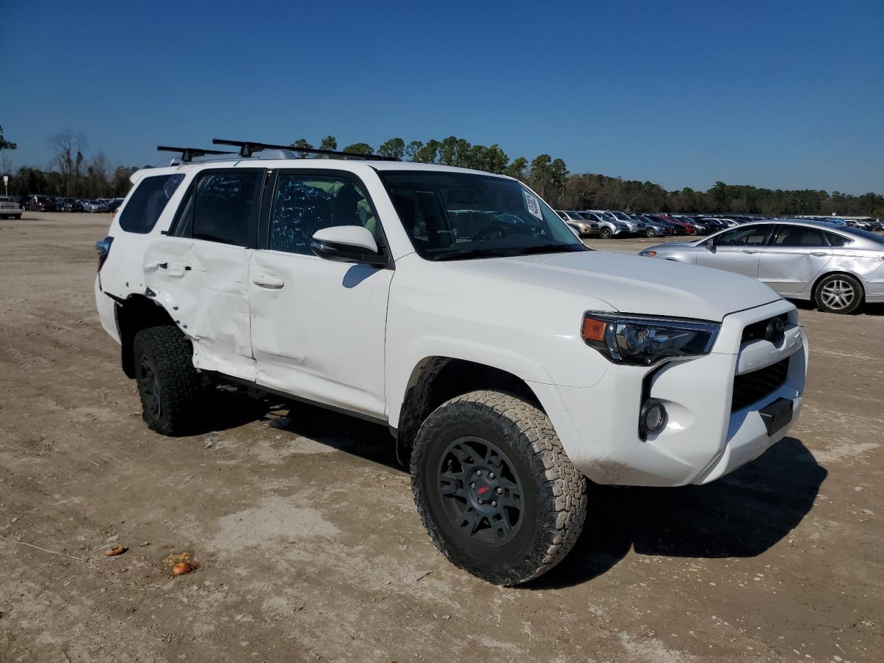2017 Toyota 4Runner - Image 4