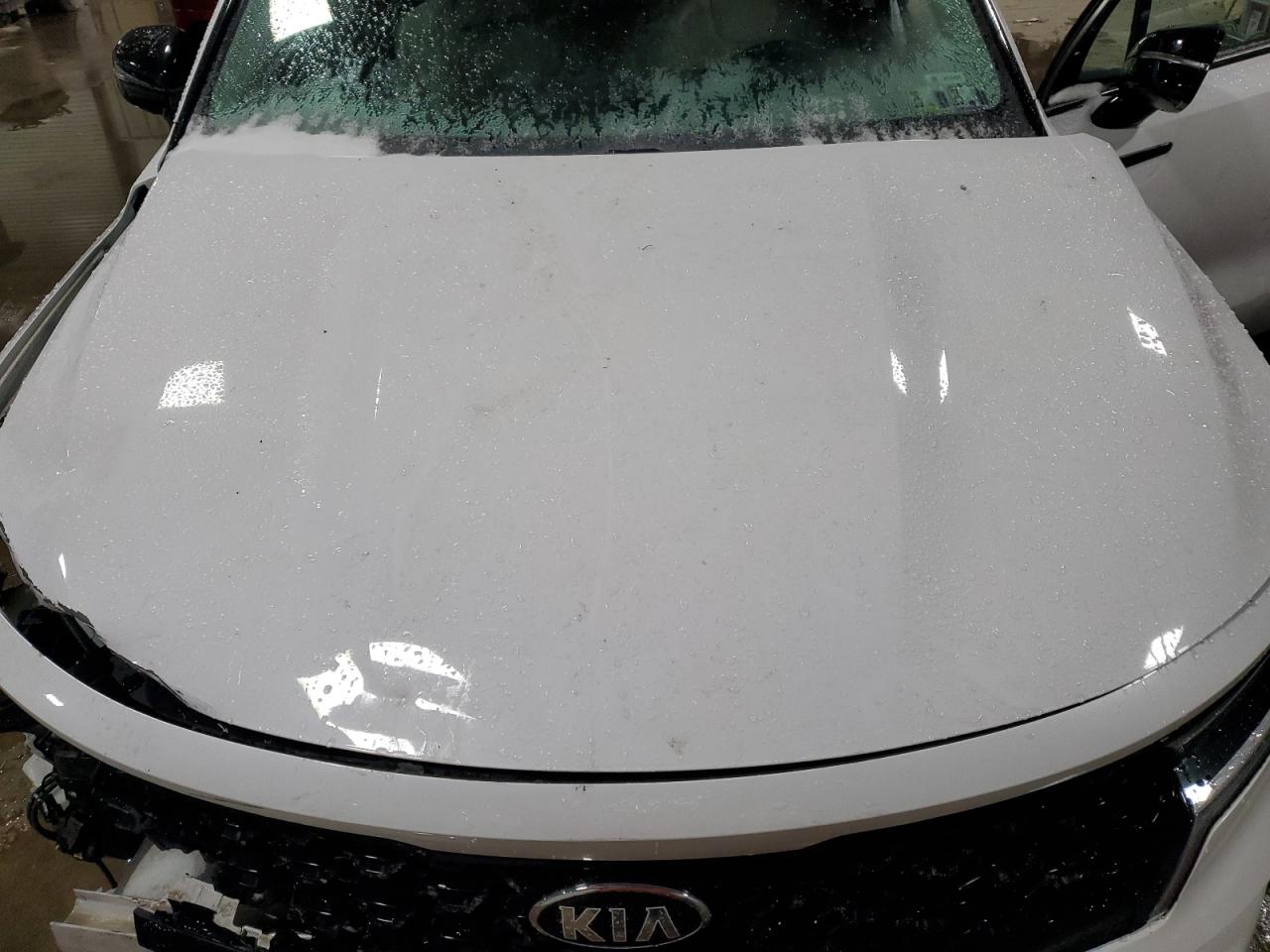 2021 Kia Sorento - Image 14