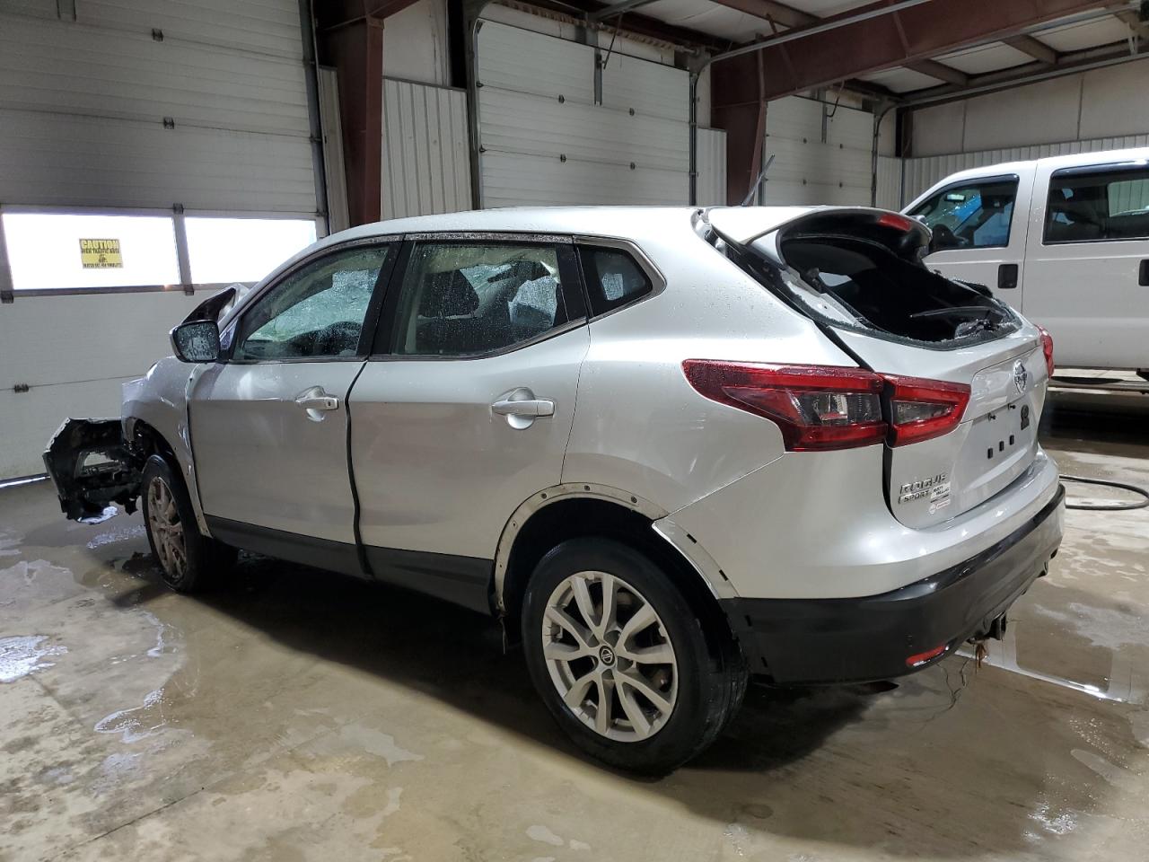 2020 Nissan Rogue - Image 2