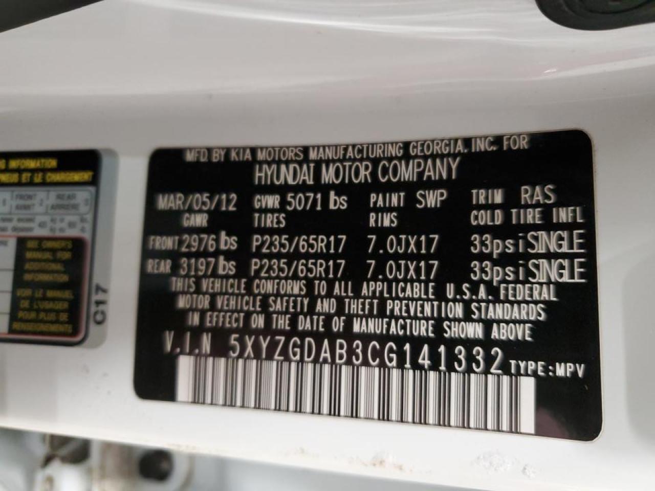 2012 Hyundai Santa Fe - Image 15