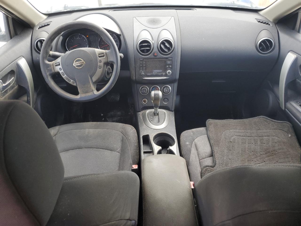 2011 Nissan Rogue - Image 8