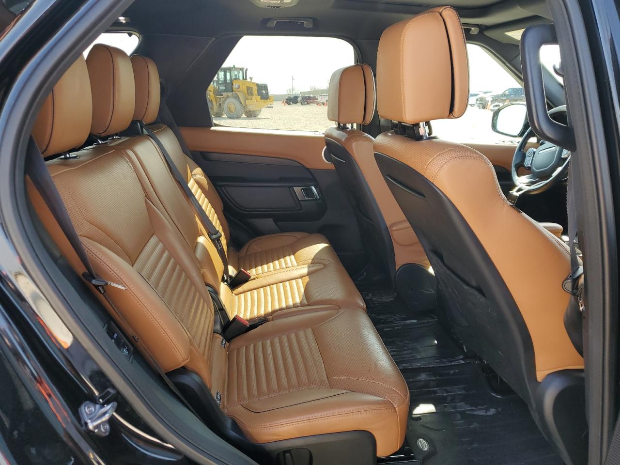 2018 Land Rover Discovery - Image 11